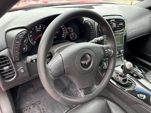 Used 2008 Chevrolet Corvette Z06 w/ Preferred Equipment Group RWD image 11
