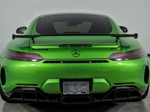 Used 2018 Mercedes-Benz AMG GT R image 11