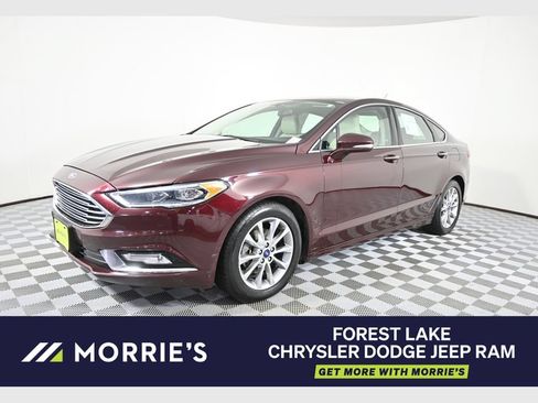 Used 2017 Ford Fusion SE w/ Fusion SE Technology Package FWD image 1