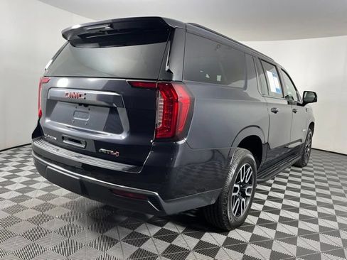 Used 2024 GMC Yukon XL AT4 w/ Technology Package AWD/4WD image 12