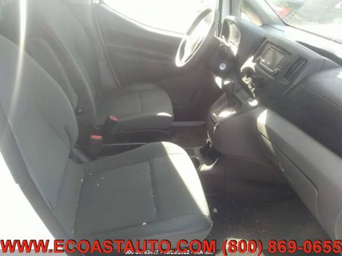 Used 2019 Nissan NV200 SV w/ Back Door Glass Package image 6