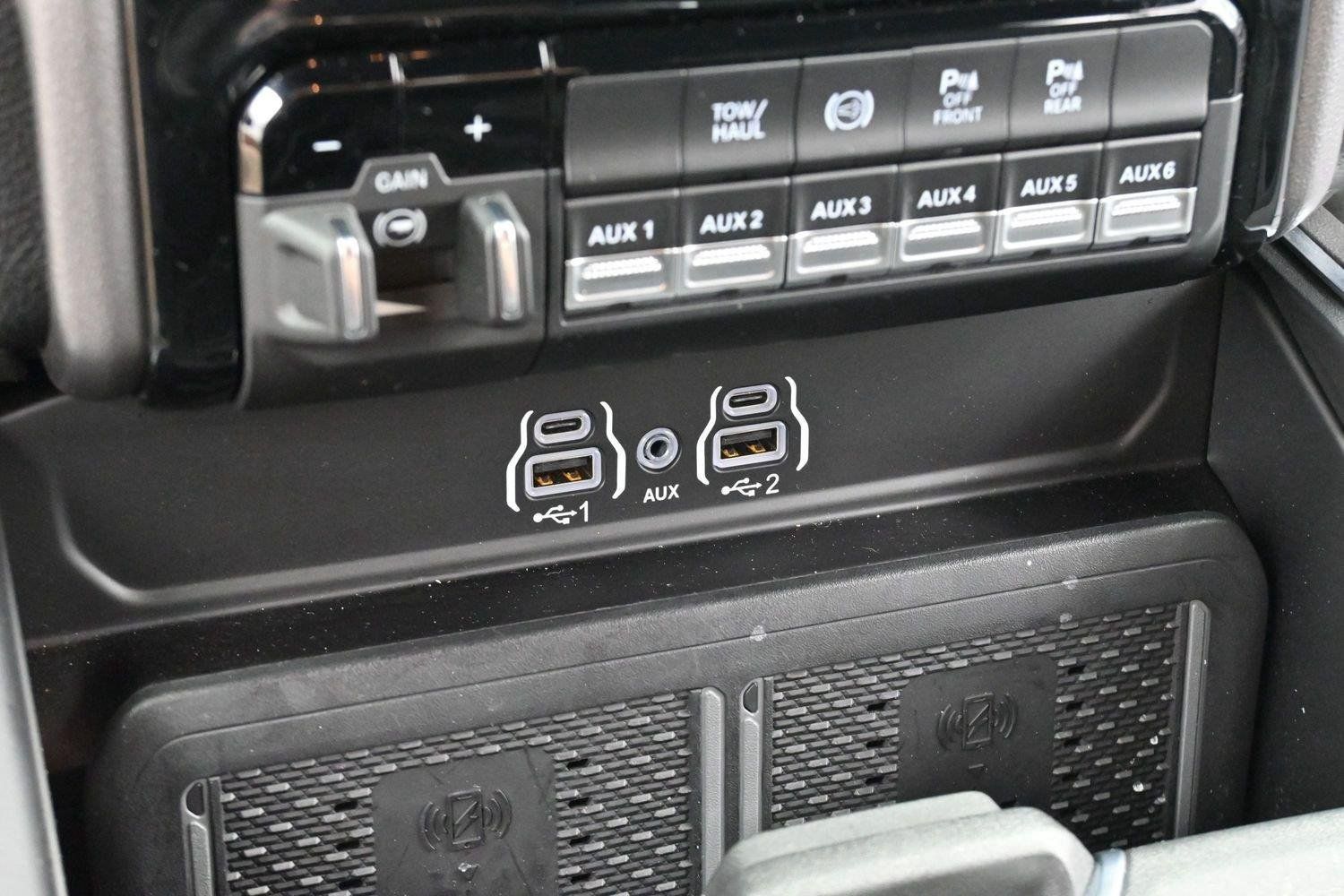 Used 2026 RAM 3500 Big Horn AWD/4WD image 19