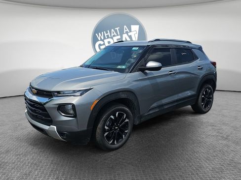 Used 2023 Chevrolet TrailBlazer LT AWD/4WD image 8