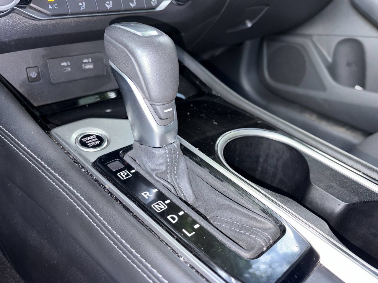 Used 2024 Nissan Altima 2.5 SV w/ SV Premium Package AWD/4WD image 8