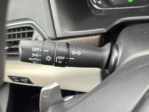 Used 2021 Honda Accord EX image 41