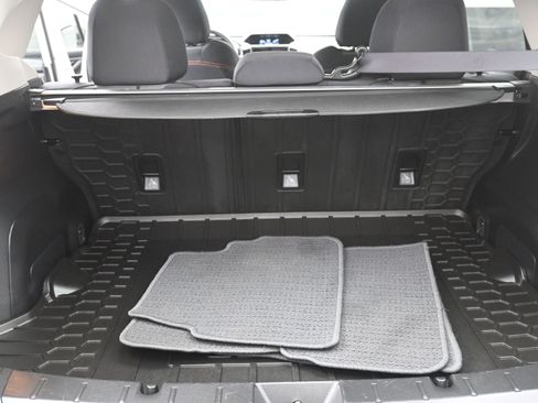 Used 2023 Subaru Crosstrek 2.0i Premium image 23