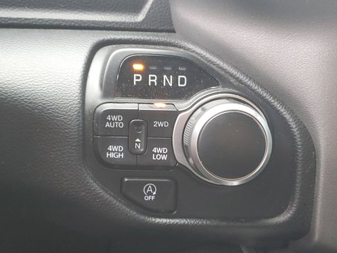 Used 2021 RAM 1500 Big Horn image 17