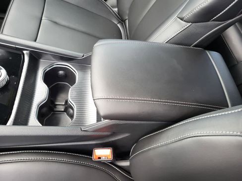 New 2025 Jeep Grand Cherokee Limited w/ Black Appearance Package image 18