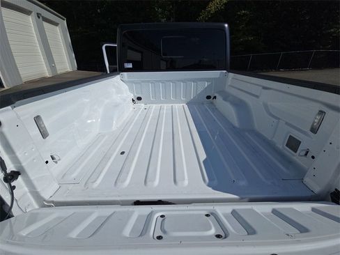 Used 2022 Jeep Gladiator Sport image 29