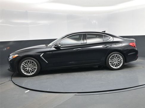 Used 2021 Genesis G70 2.0T w/ Elite Package image 3