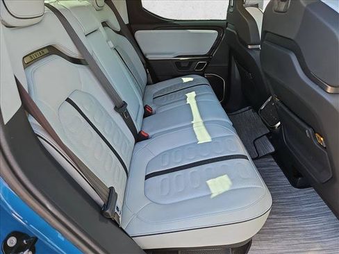 Used 2022 Rivian R1T Adventure AWD/4WD image 21