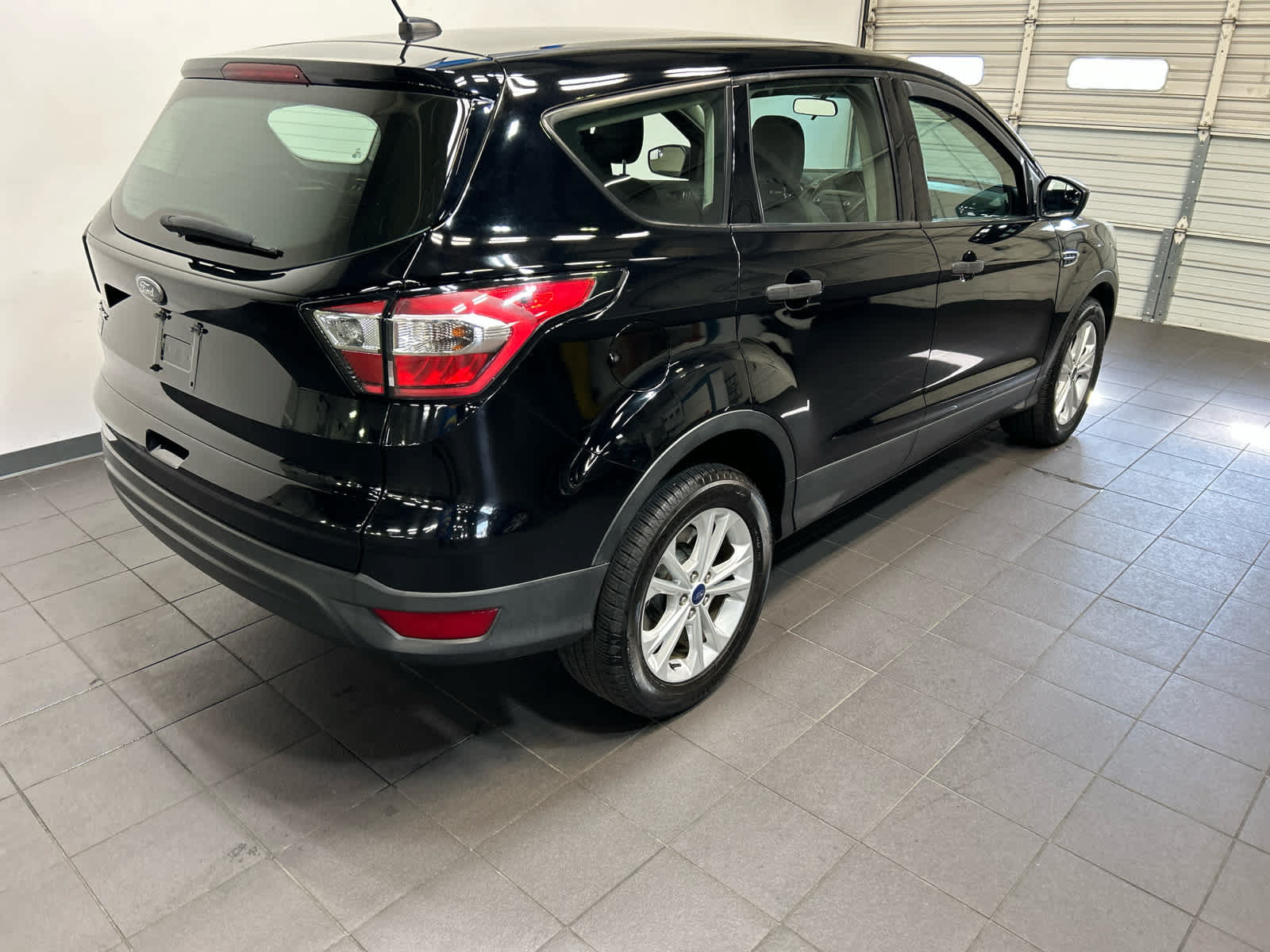 Used 2018 Ford Escape S FWD image 3