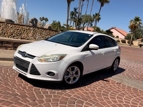 Used 2014 Ford Focus SE FWD image 16