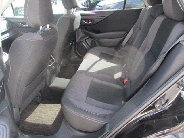 Used 2023 Subaru Outback Premium AWD/4WD image 11