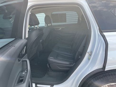 Used 2023 Audi Q7 2.0T Premium Plus w/ Premium Plus Package image 32