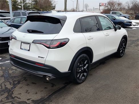 Used 2024 Honda HR-V Sport image 6