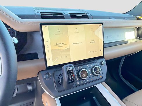 New 2026 Land Rover Defender 110 X-Dynamic SE image 27