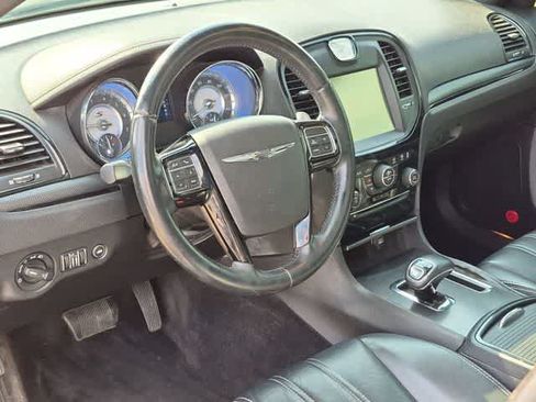 Used 2014 Chrysler 300 S AWD/4WD image 10