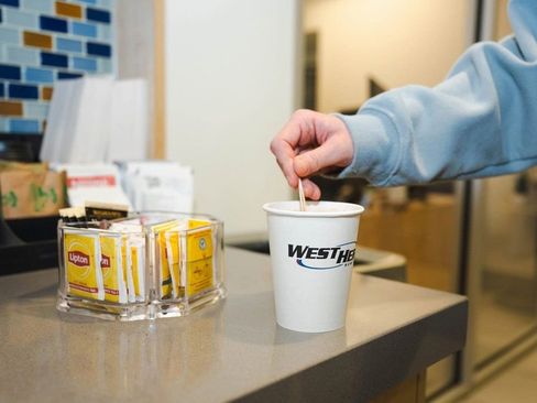 Used 2024 Chevrolet Traverse RS image 32