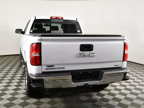 Used 2018 GMC Sierra 1500 SLE w/ SLE Value Package AWD/4WD image 7