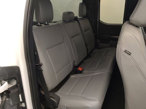Used 2022 Ford F150 XL w/ Equipment Group 101A High AWD/4WD image 19