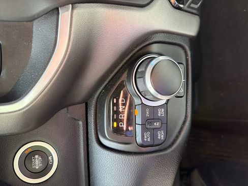 Used 2020 RAM 1500 Big Horn AWD/4WD image 26