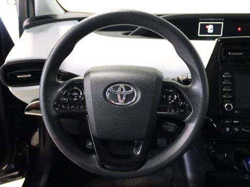 Used 2021 Toyota Prius LE FWD image 39