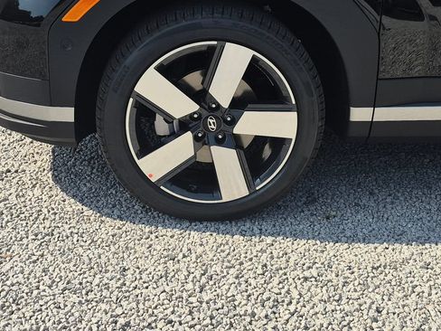 New 2027 Hyundai Santa Fe Limited FWD image 12
