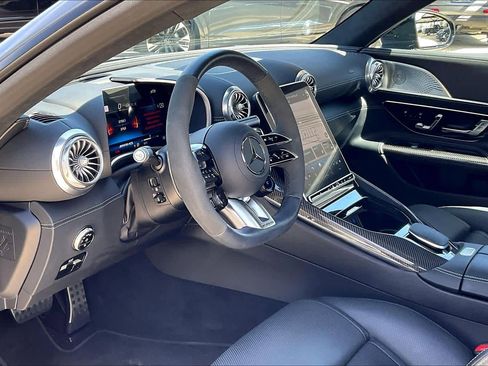 Used 2025 Mercedes-Benz AMG GT 63 image 17