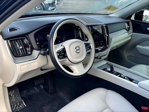 Certified 2023 Volvo XC60 B5 Plus w/ Climate Package image 16