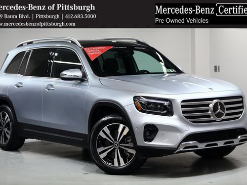 Used 2025 Mercedes-Benz GLB 250 4MATIC image 1