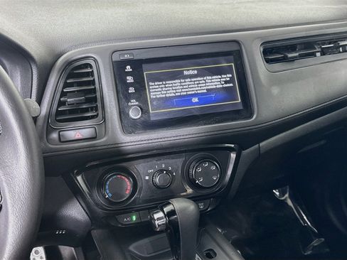 Used 2019 Honda HR-V Sport image 18
