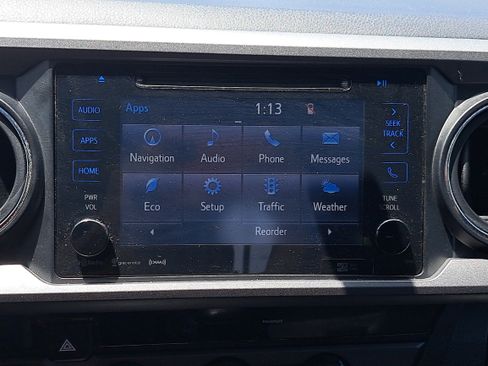 Used 2017 Toyota Tacoma TRD Off-Road w/ Tow Package (A/T) AWD/4WD image 19