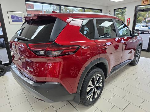 Used 2023 Nissan Rogue SV w/ SV Premium B Package image 14