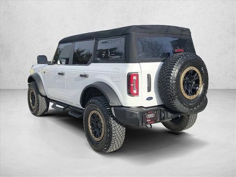 Used 2024 Ford Bronco Wildtrak image 7