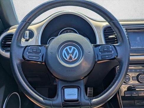 Used 2019 Volkswagen Beetle 2.0T FWD image 11