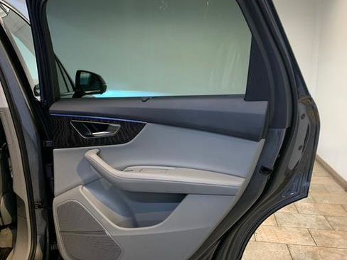 Used 2022 Audi Q7 3.0T Premium Plus w/ Premium Plus Package image 48