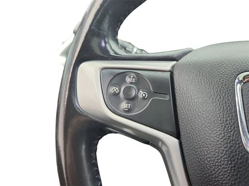 Used 2018 GMC Acadia SLT image 36