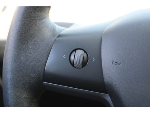 Used 2022 Tesla Model 3 RWD image 13