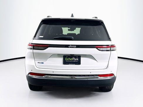 Used 2022 Jeep Grand Cherokee Limited 4xe w/ Luxury Tech Group II AWD/4WD image 7