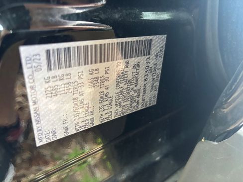 Used 2023 Nissan Rogue SV image 10