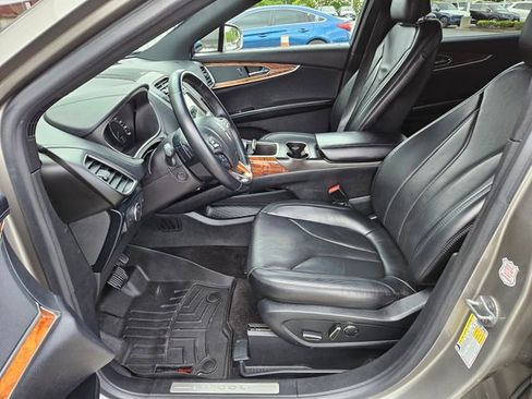 Used 2016 Lincoln MKX Reserve w/ Technology Package AWD/4WD image 15