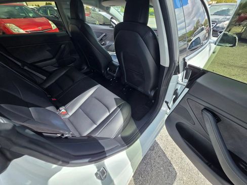 Used 2018 Tesla Model 3 Performance AWD/4WD image 17