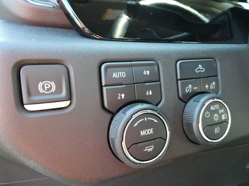 Certified 2024 Chevrolet Silverado 1500 RST w/ Z71 Off-Road Package AWD/4WD image 26