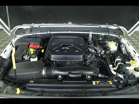 Used 2023 Jeep Wrangler Unlimited Sport AWD/4WD image 18