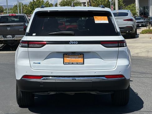 Used 2024 Jeep Grand Cherokee Limited 4xe AWD/4WD image 6