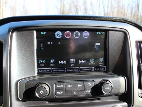 Used 2018 Chevrolet Silverado 1500 LT w/ All Star Edition image 27