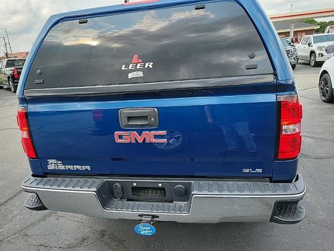 Used 2017 GMC Sierra 1500 SLE w/ SLE Value Package AWD/4WD image 6
