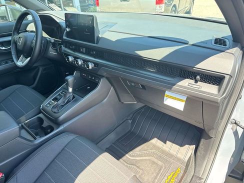 Used 2026 Honda CR-V TrailSport image 13