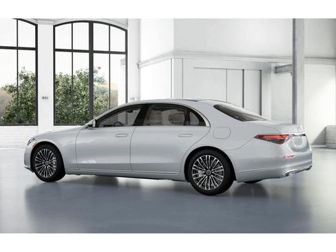New 2026 Mercedes-Benz S 580e 4MATIC Sedan image 30